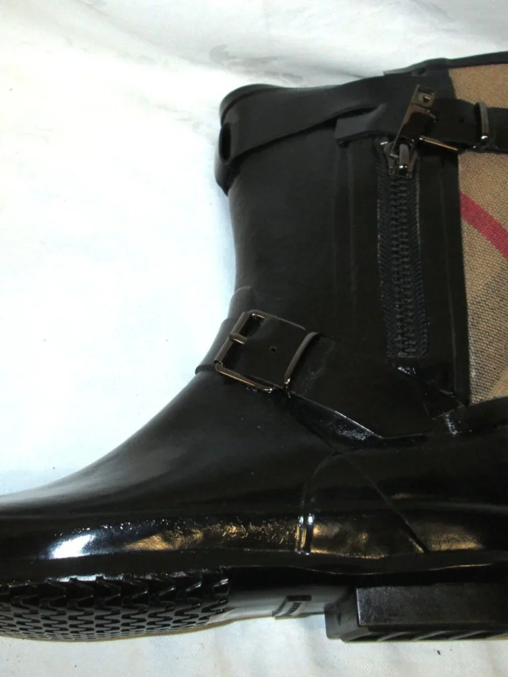 BURBERRY RAIN BOOTS WOMEN'S SIZE US 9 EU 40